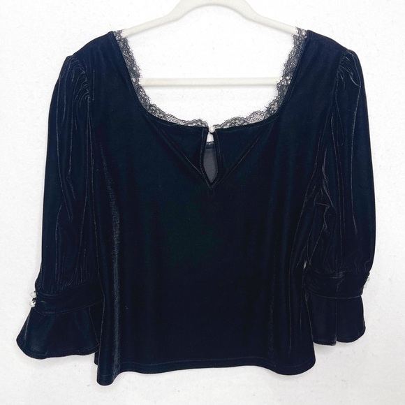 Killstar Dottie Dottie Velvet Too Black Size 3X Lace Trim Witchy Goth Crop Top - Picture 2 of 8